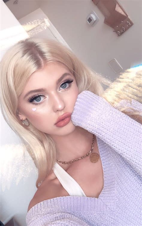 Loren gray