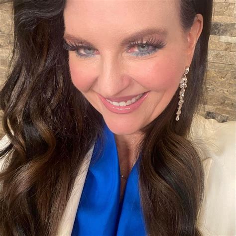 mary beth dickson journalist profile intelligent relations