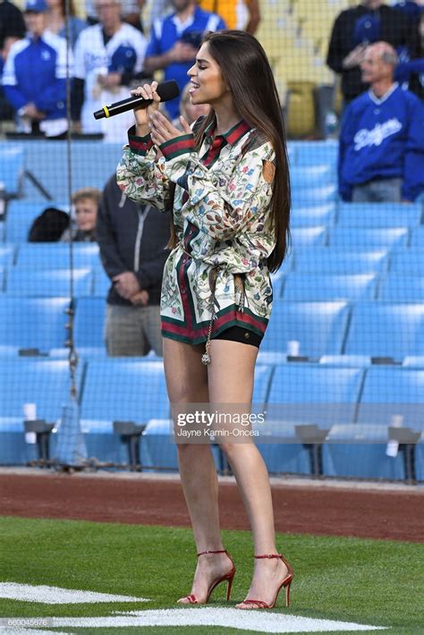 Antonella Barba's feet