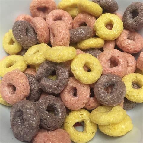 A Review A Day: Today's Review: Unicorn Froot Loops