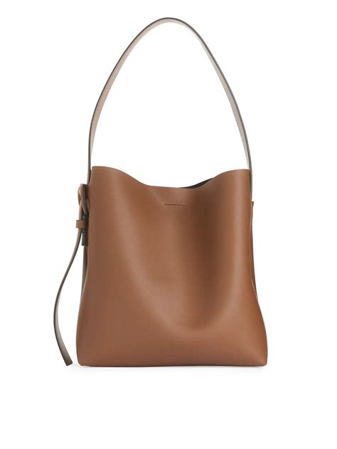 ARKET Tote Bag in Brown | Endource