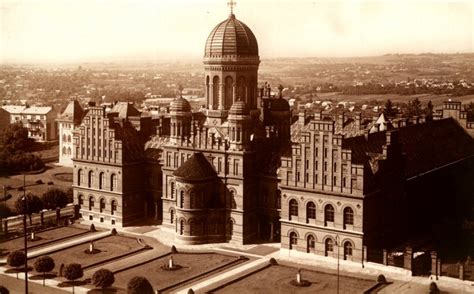 Черновцы (Черновцы, город). Церковь Трех Святителей, фотография ...