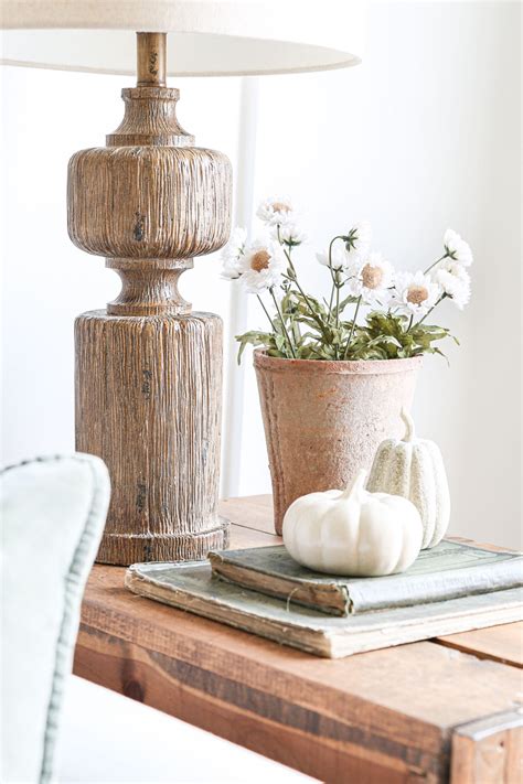 Simple Fall Decorating Ideas | Little Glass Jar