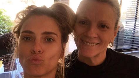 Carolina Dieckmann abre o coração sobre perda da mãe: 'Ausência mais