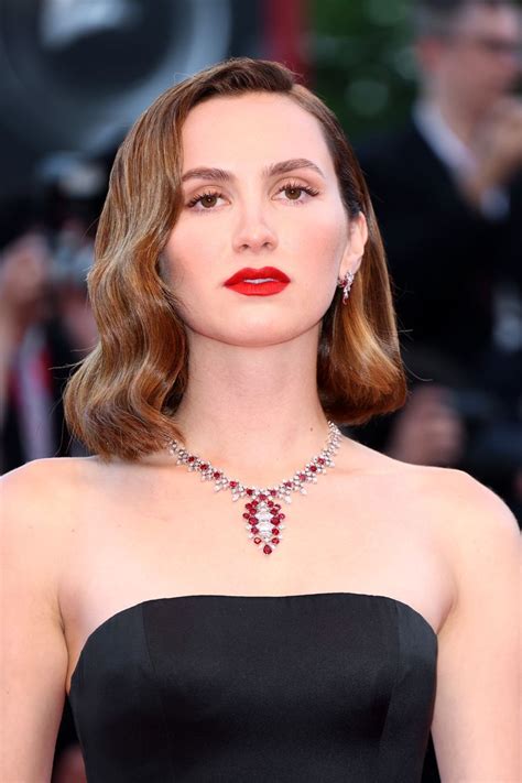 Maude Apatow Shares the Contents Of Her Beauty Bag