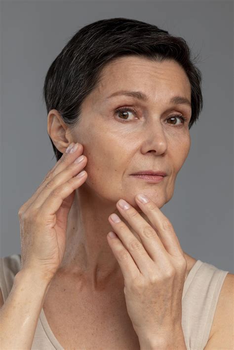 Regenerative & Anti-Aging Therapy in Green Bay in Green Bay - Lindgren