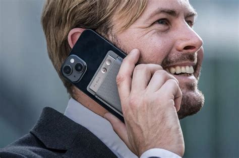 AI-Enhanced Voice Recorders : plaud note