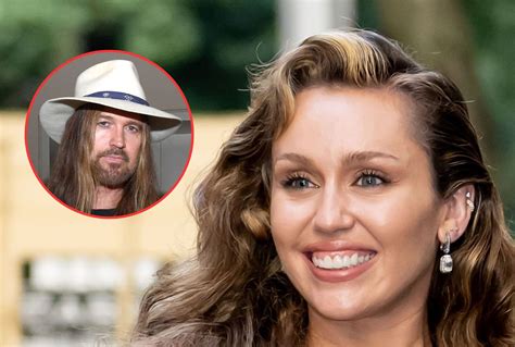 Involucra a su padre en una situación inesperada: Miley Cyrus y su