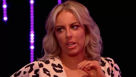 Naked Attraction fans swoon over stunning MILF as she strips off on 