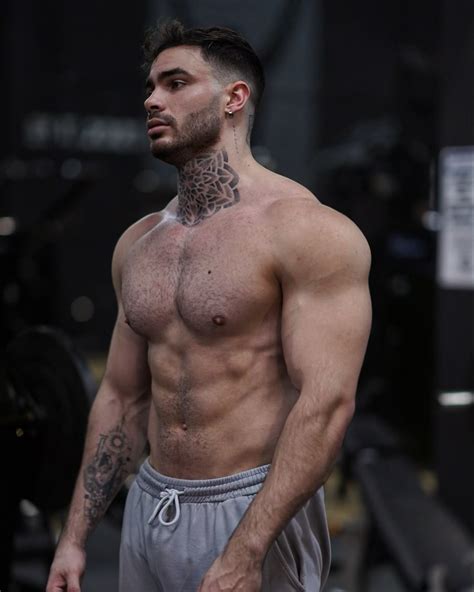 Migue (@migesebastian) • Instagram photos and videos