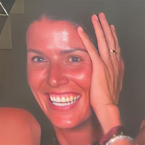 Black - Surprising Truth Behind Woman’s Viral Smile On Coldplay Kiss