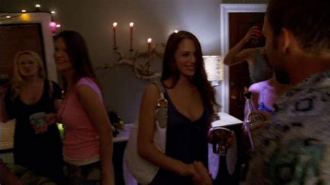 Amanda in Role Models deleted scenes - Amanda Righetti Image (4889687) - Fanpop