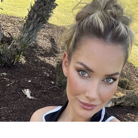 Paige Spiranac Had Hilarious Reaction To Naked Golfers Photo - The Spun