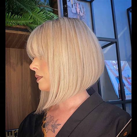 Corte Short Bob Com Franja - Corte de Cabelo Bob com Franja 2023 - Veja 49 cortes de cabelo Bob que ...