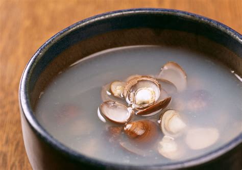 Best Clam Juice Substitute: Top 13 Alternatives - Eat Your Beets