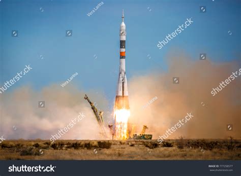 Launch Soyuz Rocket Launch Pad Baikanur Stock Photo 777258577 ...