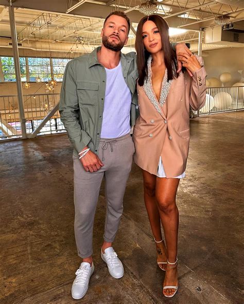 Trinity Whiteside (@trinity_whiteside) • Instagram photos and videos