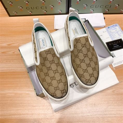 реплика Евтин Gucci Tennis 1977 Slip-on Sneaker интернет магазин ...