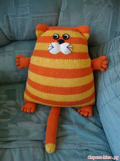 Кот подушка-игрушка | Вязаный крючком узор кошки, Ткацкие станки ...