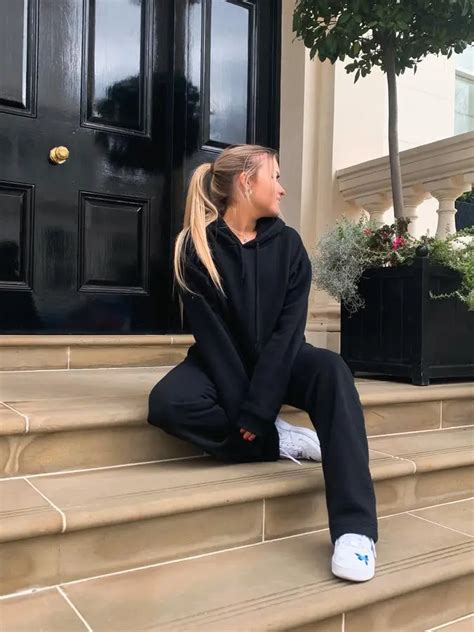 photo  anna williams