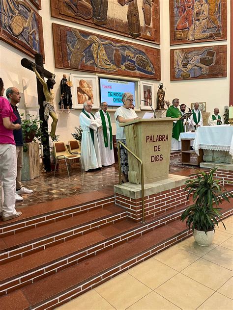 La comunidad de El Milagro de San José se despide de su párroco, José