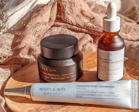 Mary & May Brightening Skincare Review | Korean KBeauty | Ellen Noir