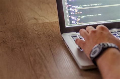 prospek kerja teknik informatika   menjanjikan maranatha news