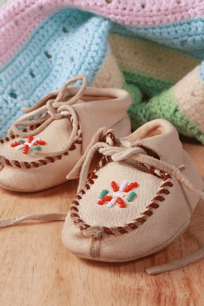 27 Baby Native American Moccasins Royalty-Free Images, Stock Photos ...