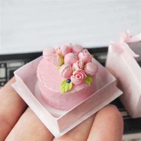 Pinterest | Miniature food, Polymer clay cake, Miniature bakery