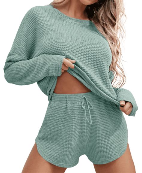 Fantaslook Pajamas Sets for Women Waffle Knit Lounge Sets Long Sleeve Top and Shorts Outfits