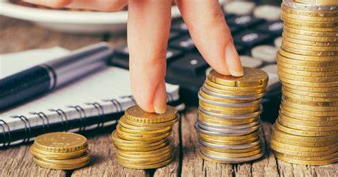 fintech startup basis    change personal finance  women