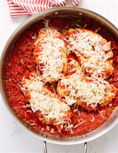 30-Minute 30-Minute Baked Chicken Mozzarella - Familystyle Food