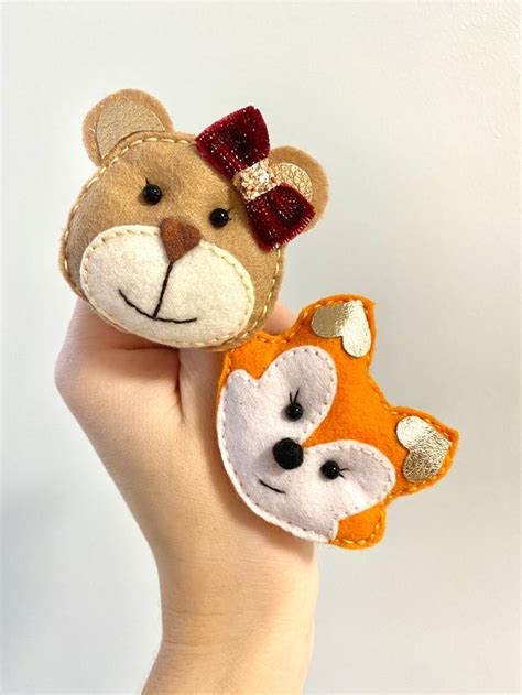 Мишка и лисичка из фетра Slippers, Fashion, Moda, Fashion Styles ...