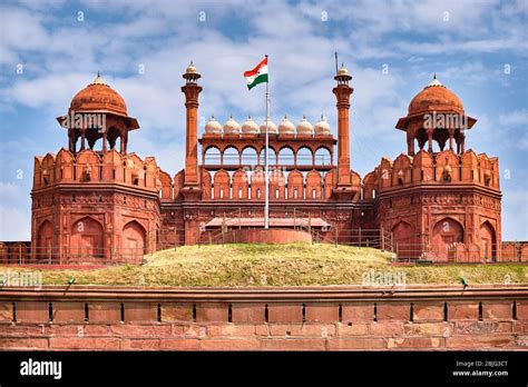 lahori gate main entrance   historical red fort   delhi