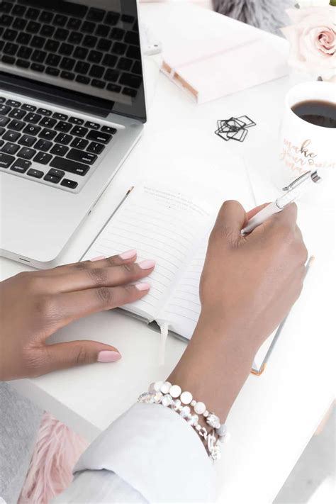 $30 an Hour is How Much a Year?