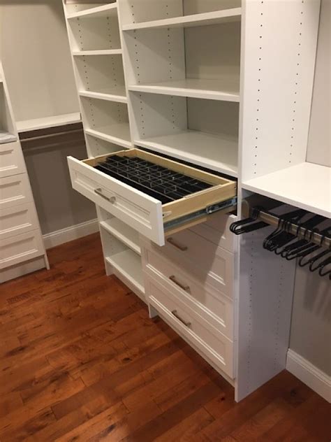 walk  closet system