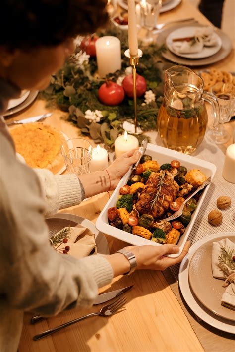 5 Healthy Eating Strategies That Will Save You During The Holidays