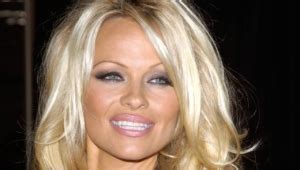 Pamela Anderson Wallpapers Images Photos Pictures Backgrounds