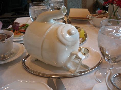 I am Fashion: Tea at the Four Seasons