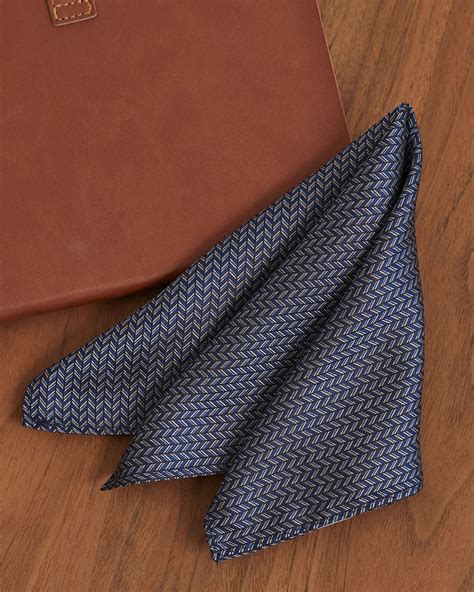handkerchief  micro geo pattern rwco