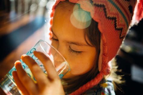 Wieso Wasser trinken so wichtig ist