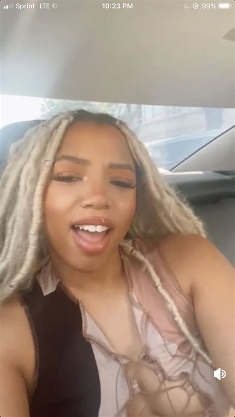 nip slip : r/ChloeBailey_