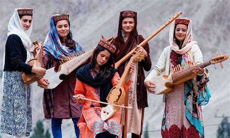 All You Need to Know About The Vibrant Culture of Pakistan.