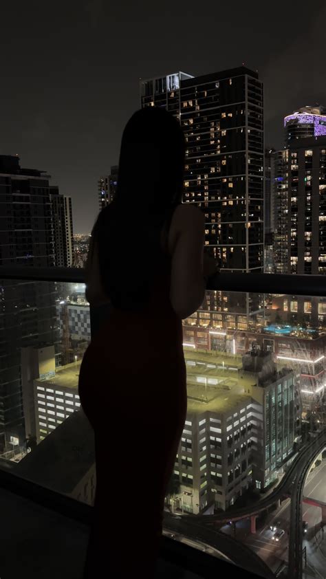 Camila Cruz (@lacamilacruzz) - Urlebird