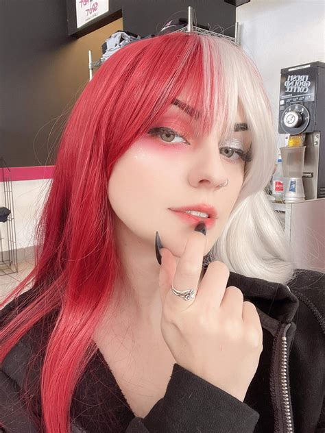 TW Pornstars - Lauren Dragneel. Twitter. My hero academia and chill lol