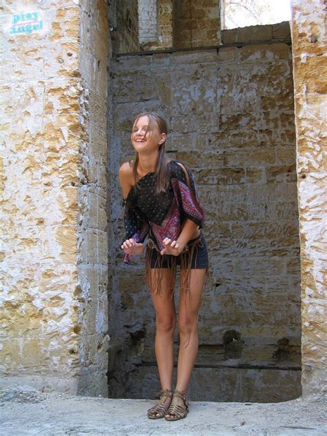 Play Angel - Set 047 - V2PH