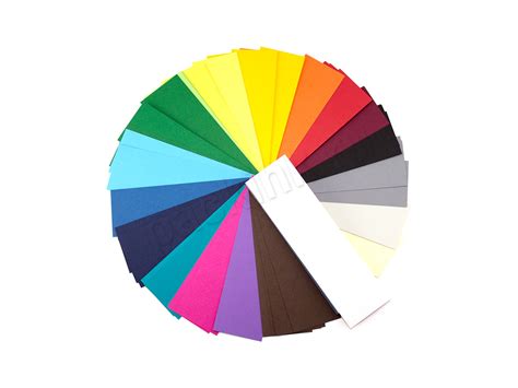 Универсальная упаковка с пластиковой ручкой заказать изготовление в Packink