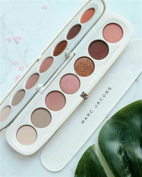 Pin by shotooo ๛~๛~๛~๛ on ;; m a k e u p ˎˊ- | Makeup organization ...