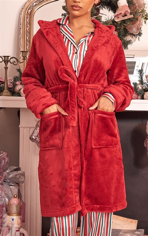 Red Soft Fleece Hooded Robe | PrettyLittleThing