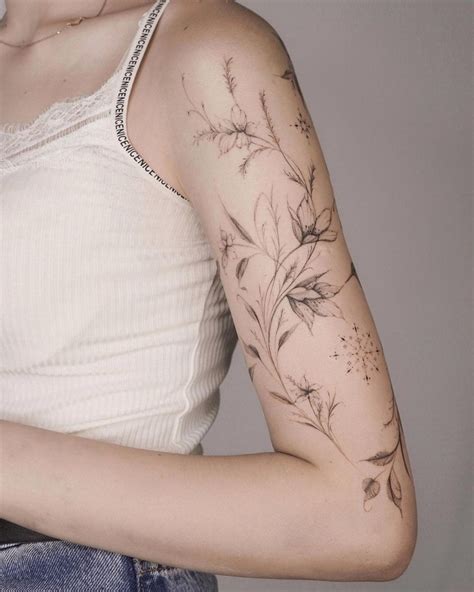 33 Stunning Flower Tattoos That Radiate Beauty and Softness! | Tattoos ...